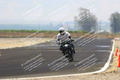 media/Jun-07-2025-TrackDaz (Sat) [[4413525952]]/C Group/240pm (Turn 9)/